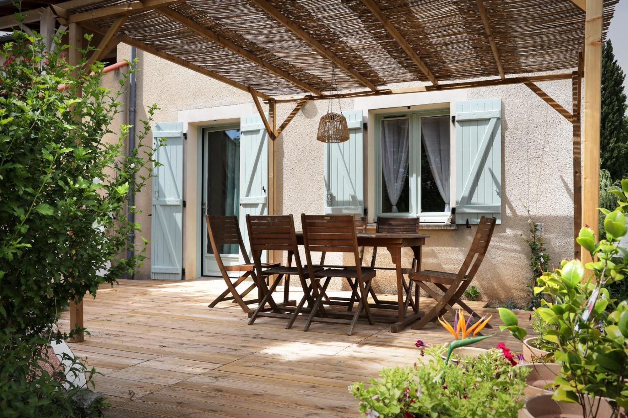Gite " O Paradis" Douelle Bagian luar foto